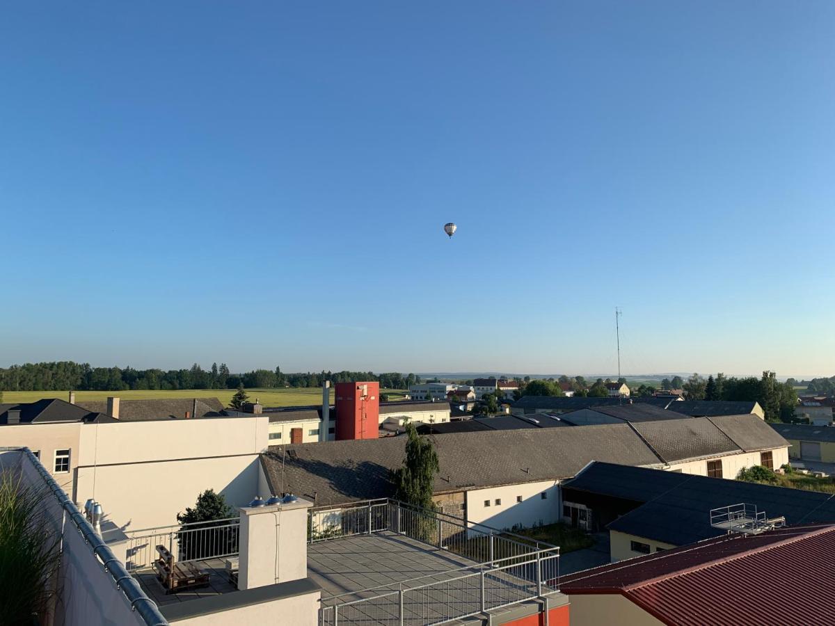 Penthouse Wohnung Am Radweg Mit Dachterasse Waidhofen an der Thaya Bagian luar foto